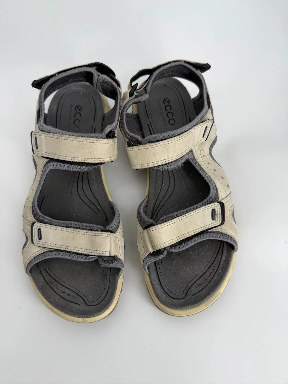 ECCO Yucatan Offroad Sandals Womens Size 40 / US 9-9.5 Beige Gray Strap
